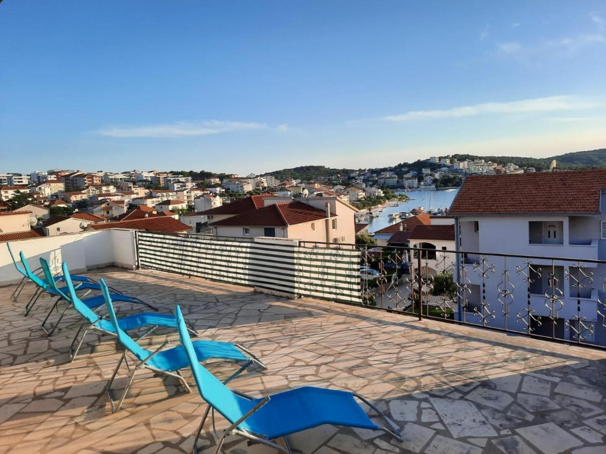 Studio-Appartements Emwey Trogir Kültér fotó