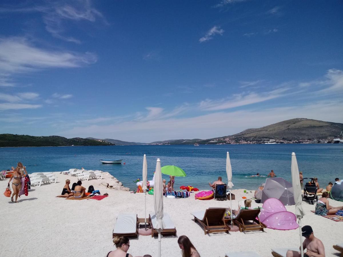 Studio-Appartements Emwey Trogir Kültér fotó