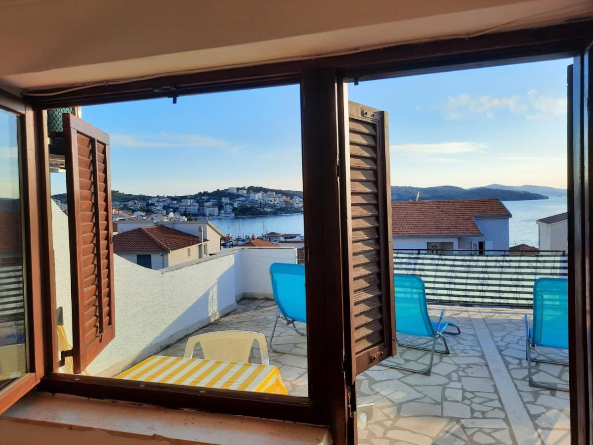 Studio-Appartements Emwey Trogir Kültér fotó