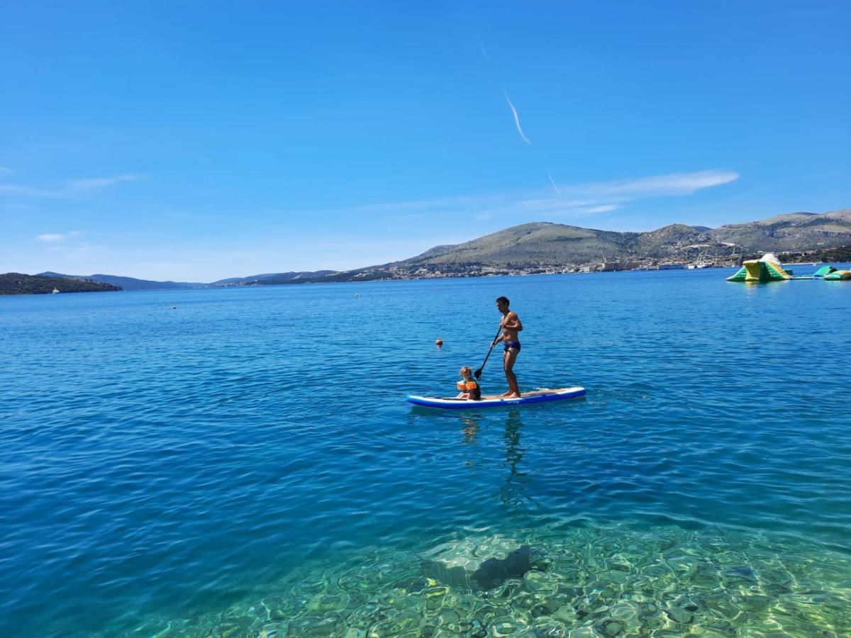 Studio-Appartements Emwey Trogir Kültér fotó