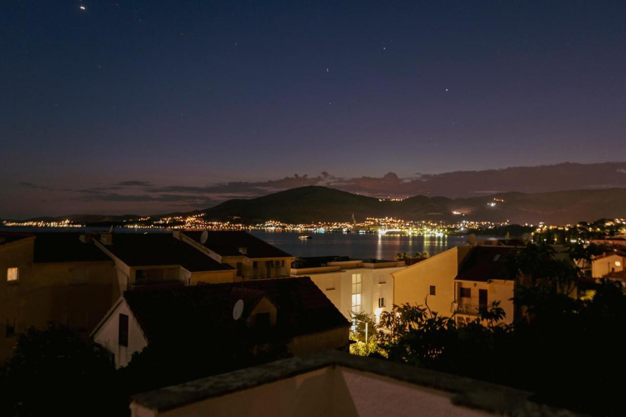 Studio-Appartements Emwey Trogir Kültér fotó