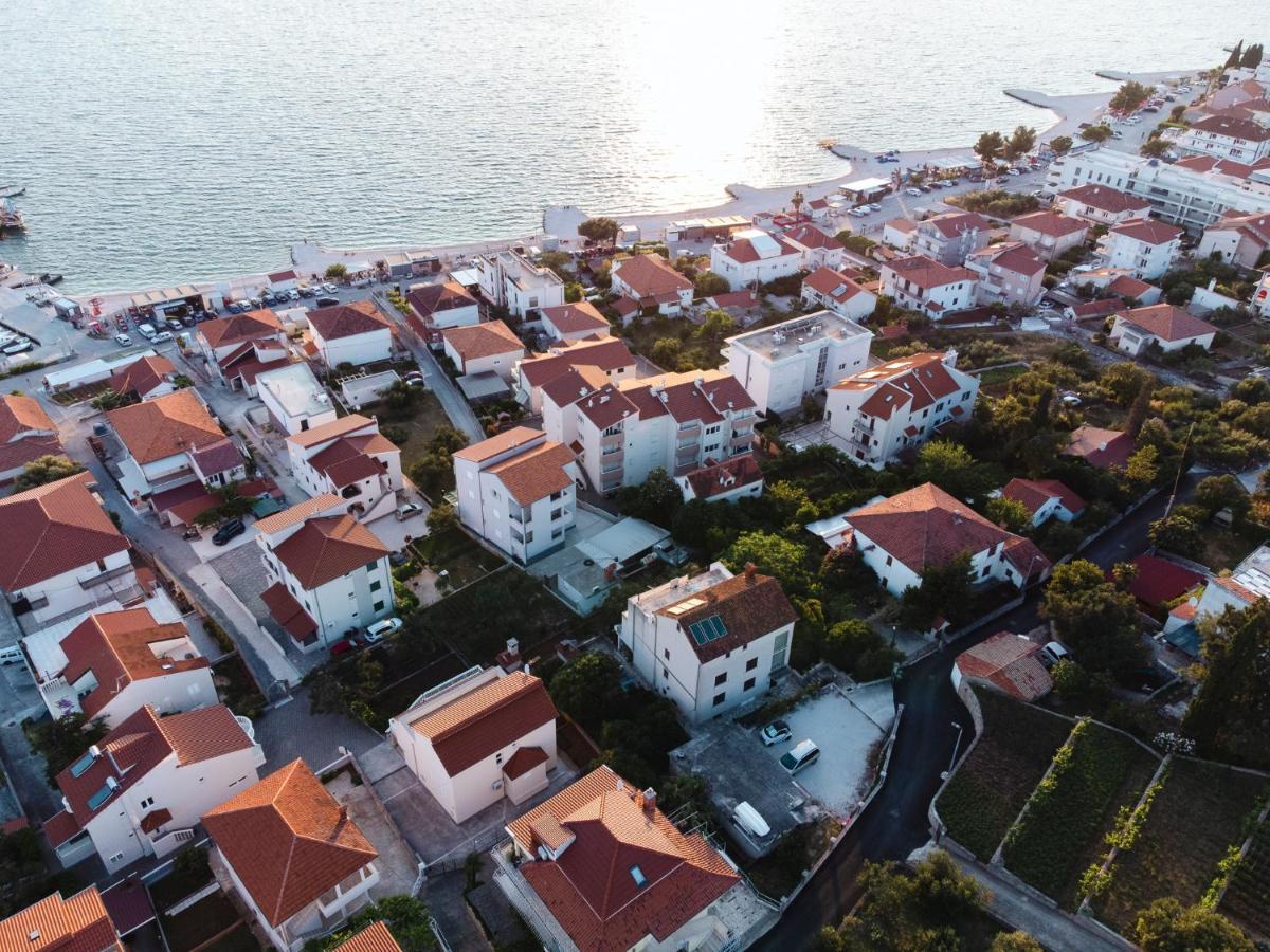 Studio-Appartements Emwey Trogir Kültér fotó