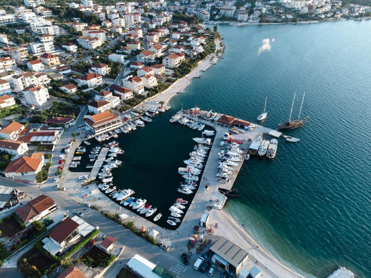 Studio-Appartements Emwey Trogir Kültér fotó
