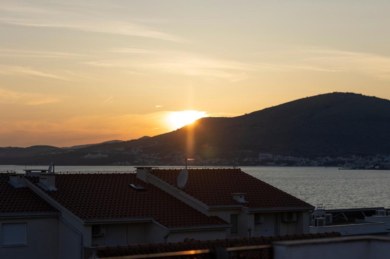 Studio-Appartements Emwey Trogir Kültér fotó