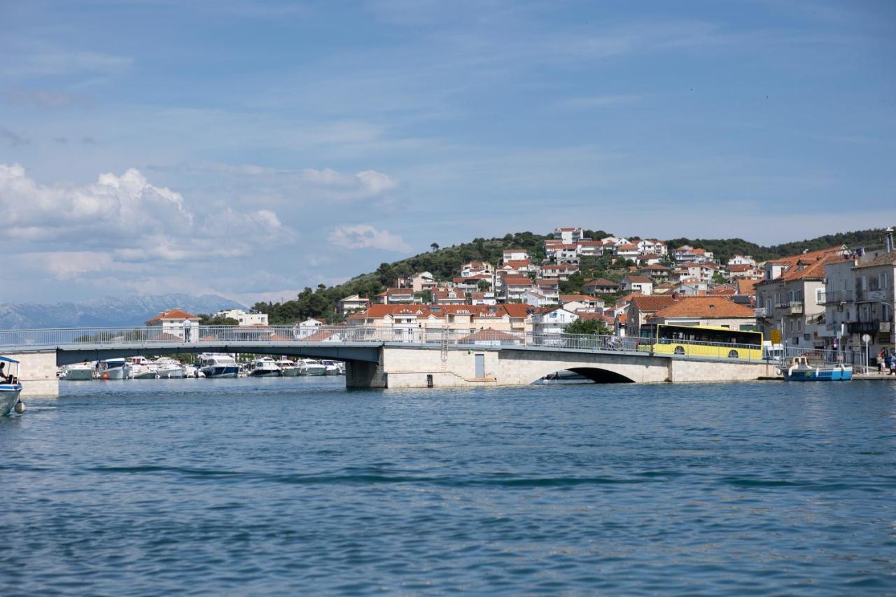 Studio-Appartements Emwey Trogir Kültér fotó